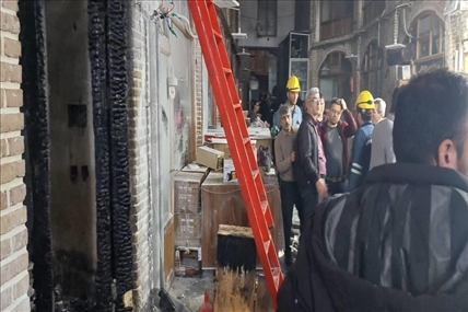 حضور به‌موقع پرسنل برق تبریز در حادثه آتش‌سوزی ایکی‌قاپیلار؛ رفع سریع خطر از محدوده حادثه‌دیده