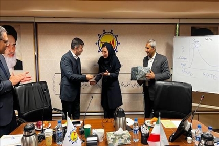قدردانی مدیر اجرایی انجمن صنفی کارفرمایی شرکت‌های توزیع نیروی برق کشور از همکار برق تبریز